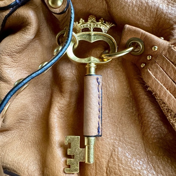 Juicy Couture - Picture 9 of 17